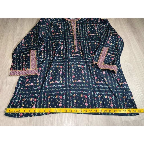 Johnny Was Floral Print Tunic Top Women Size M Dark Blue Button Up Long Sleeve - Picture 8 of 13